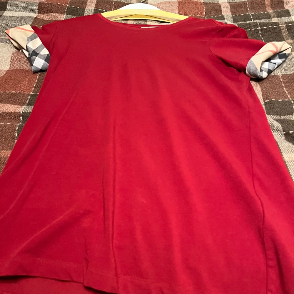 Burberry T shirt